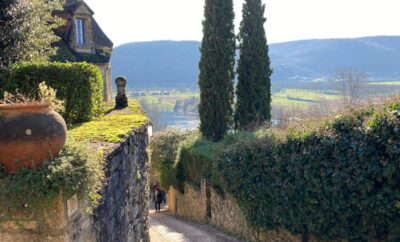 Why Discerning Travelers Are Quietly Choosing Dordogne Over Provence